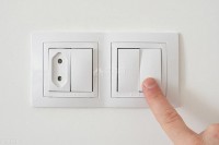 開關(guān)插座別亂買 教你幾個選購技巧