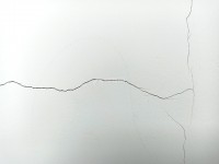 入住后發(fā)現(xiàn)墻體有裂縫 砌墻時要注意這4點